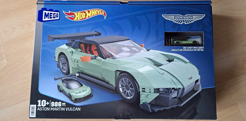 Mega hot wheels - mega, martin