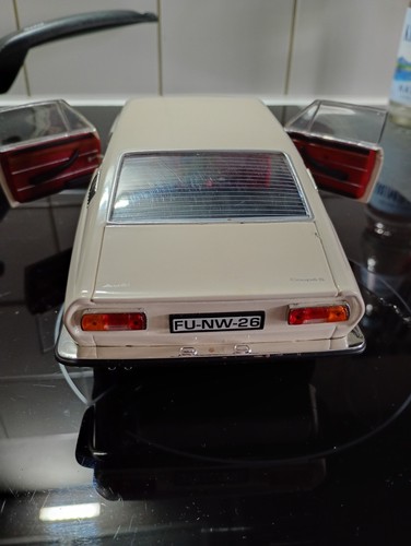 Alte spielzeug autos modelle - spielzeug,